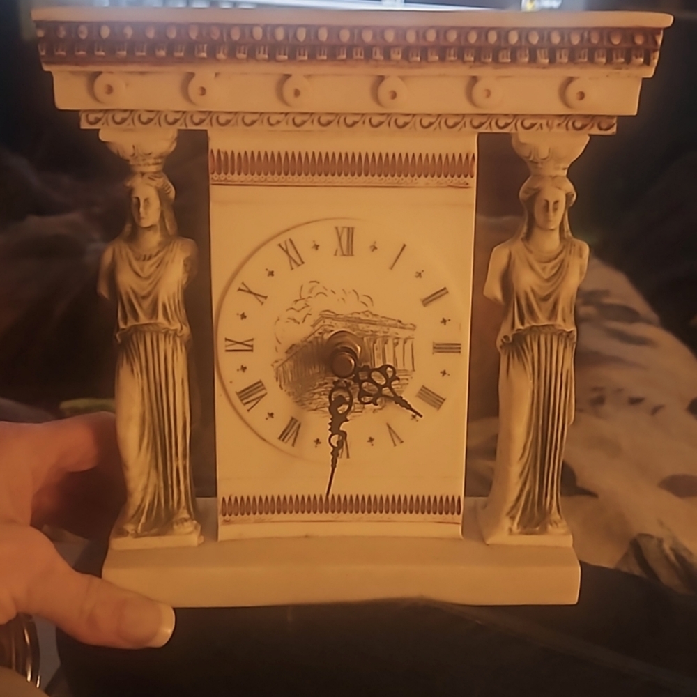 Rare High Quality Alabaster Mantel Clock with 2 Carved KARYATIS Ancient Greek